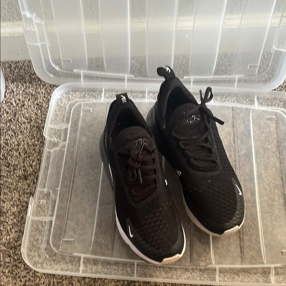 Nike Black and White Athletic Shoes with Breathable Mesh - Picture 2 of 3